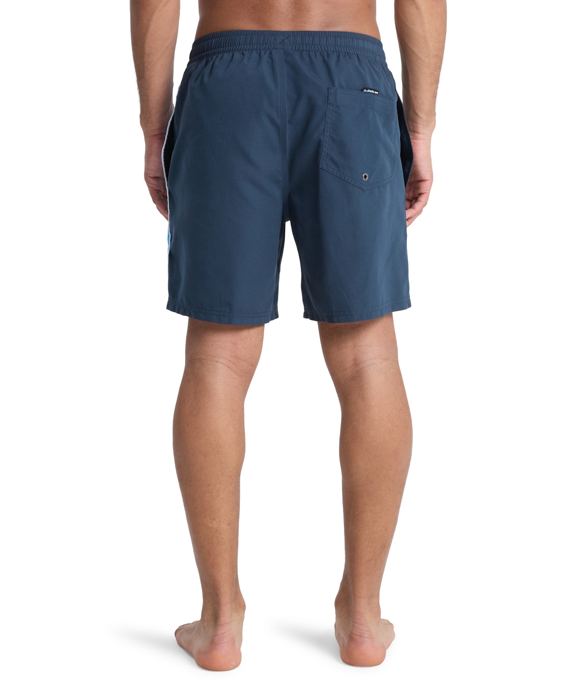 EQYJV04203 -KTP0 QUIKSILVER