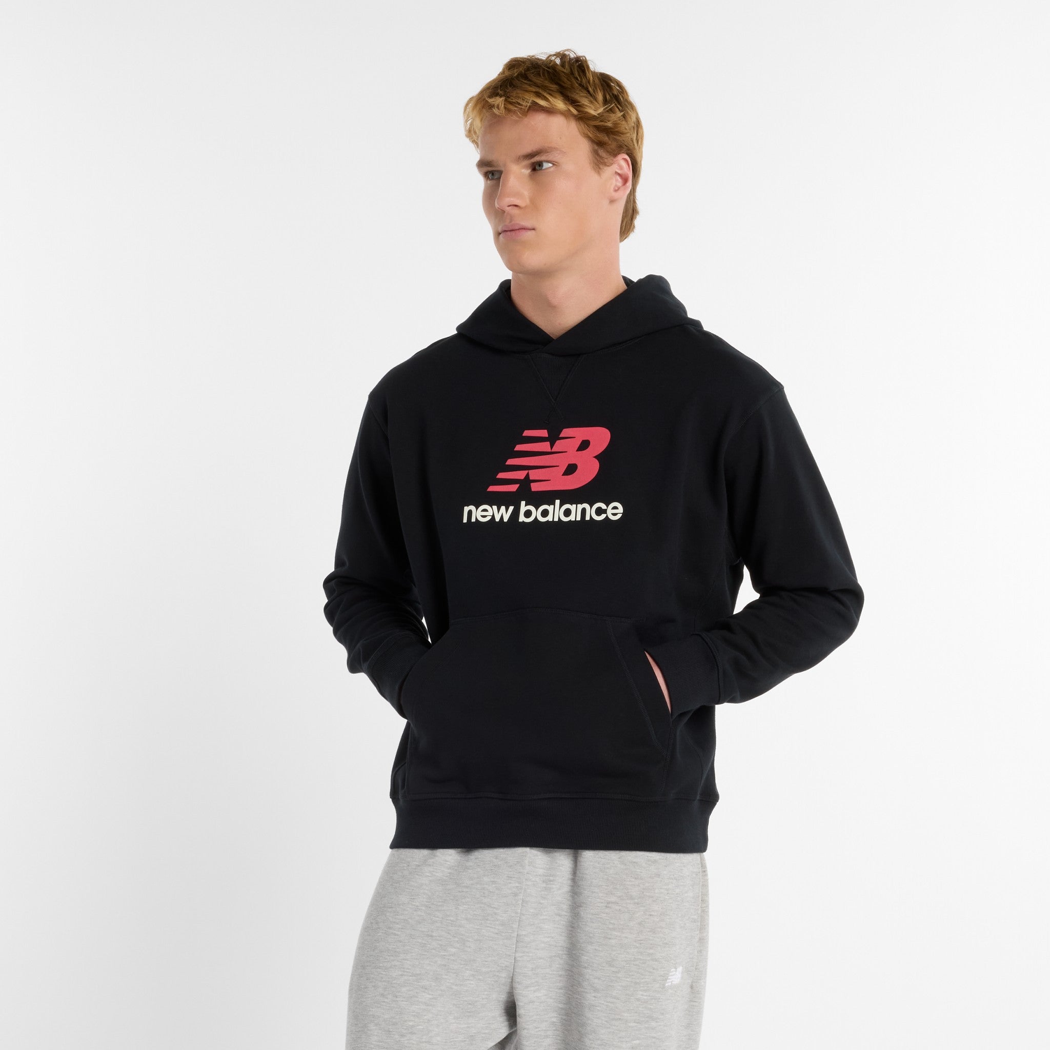 ATHLETICS FRENCH TERRY LOGO - FELPA MT51512BK . NEW BALANCE