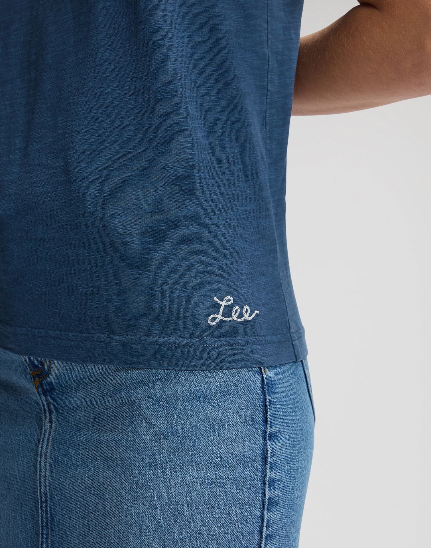 PERFECT ACADEMY BLUE - T-SHIRT 112376989 . LEE