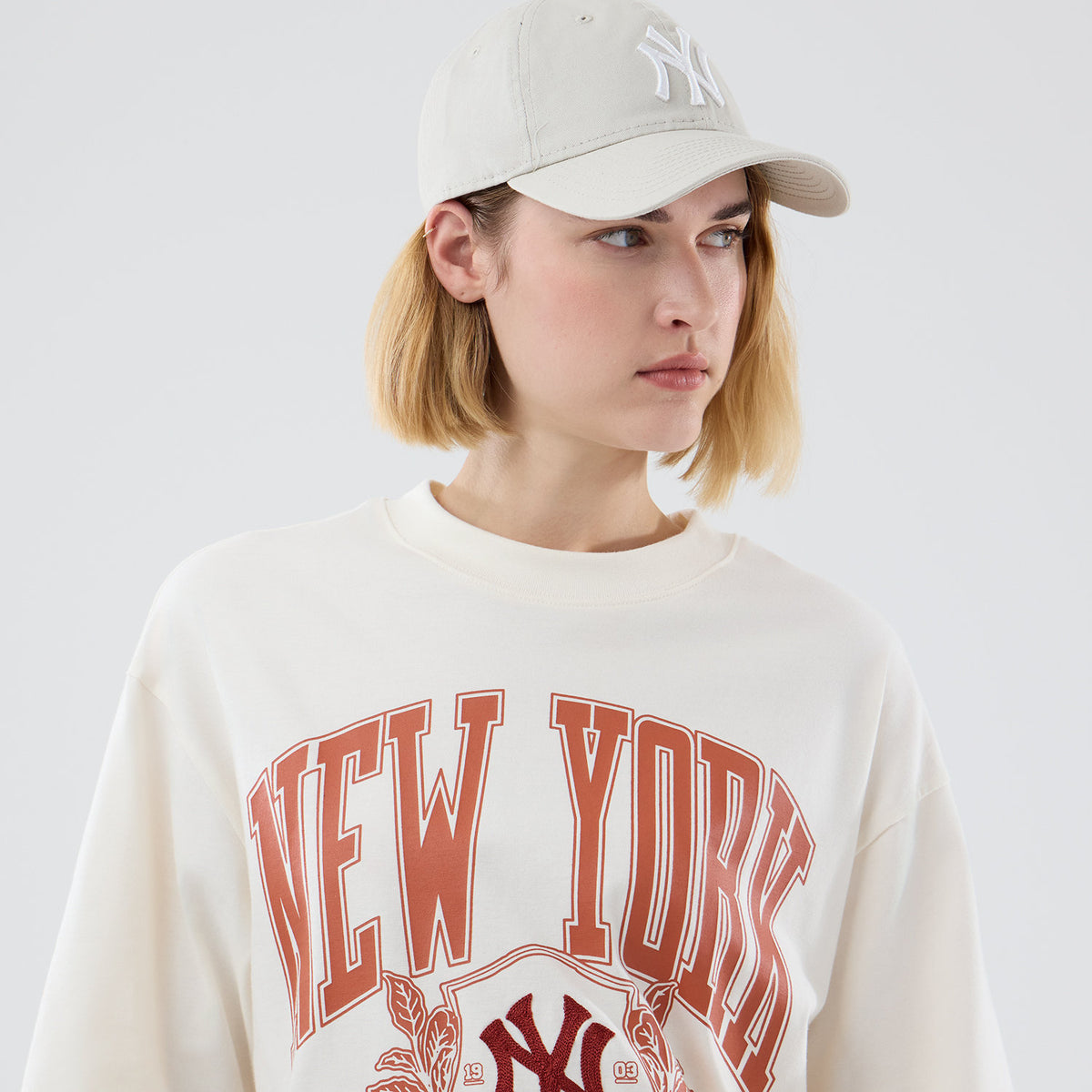 MLB ARCH GRPHC NEW YORK YANKEES - T-SHIRT 60897393 . NEW ERA