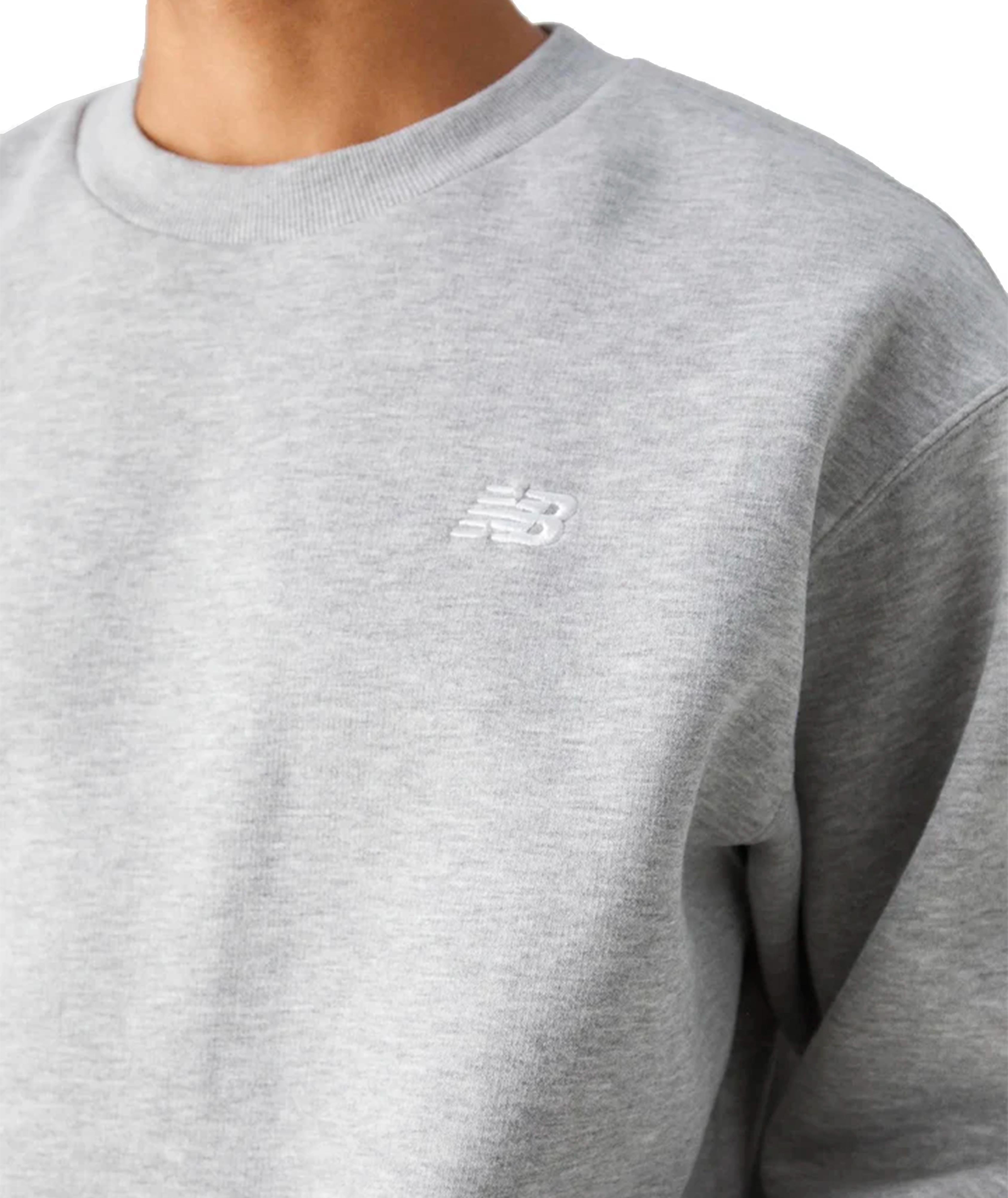 SPORT ESSENTIALS CREW - FELPA MT41510AG . NEW BALANCE