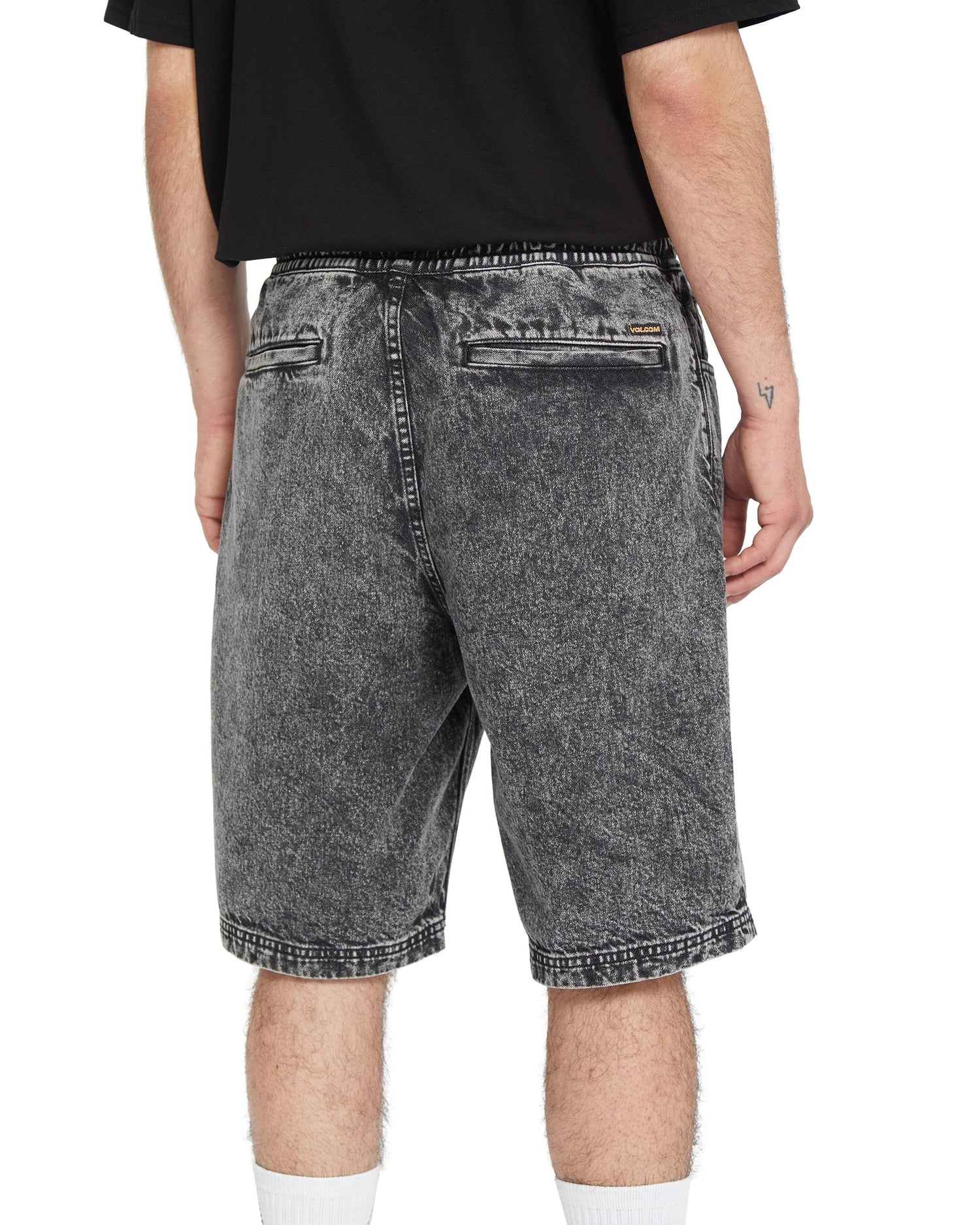 A1012501 _LAB VOLCOM