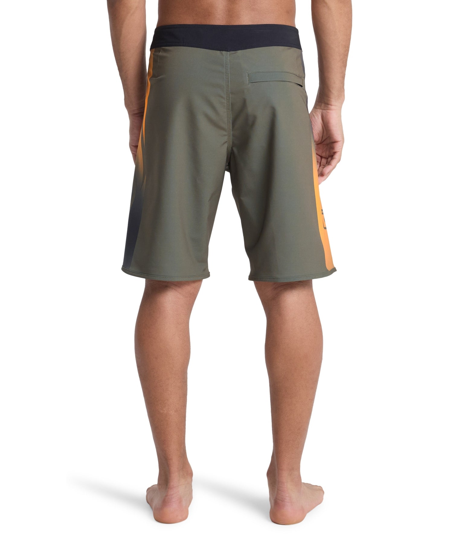  EQYBS04926 -CRE6 QUIKSILVER 