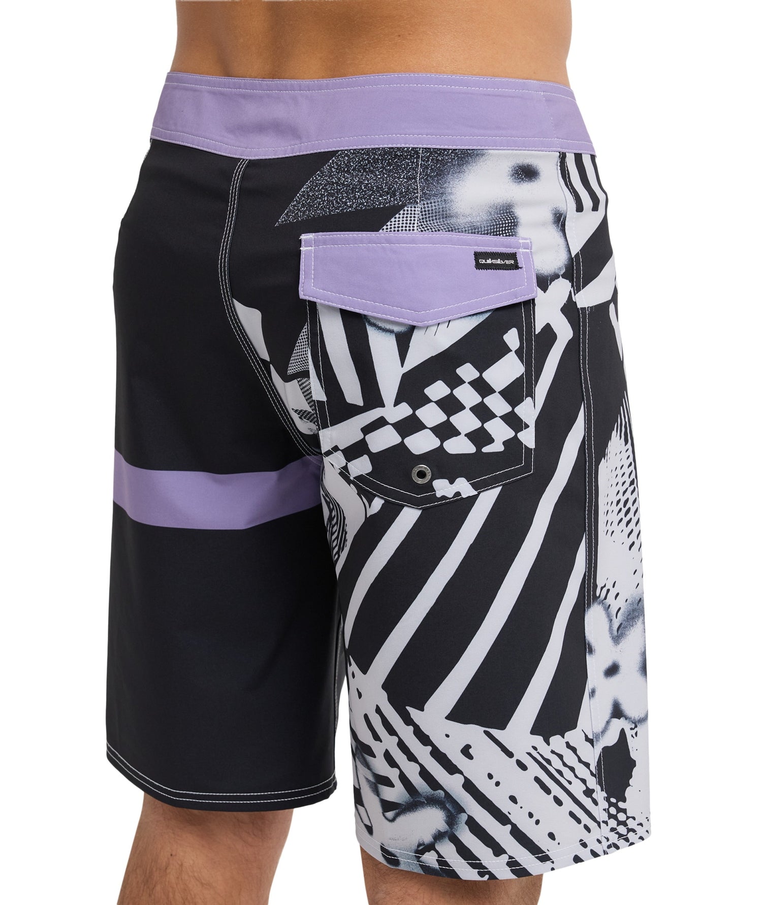  EQYBS04928 -KVJ6 QUIKSILVER 