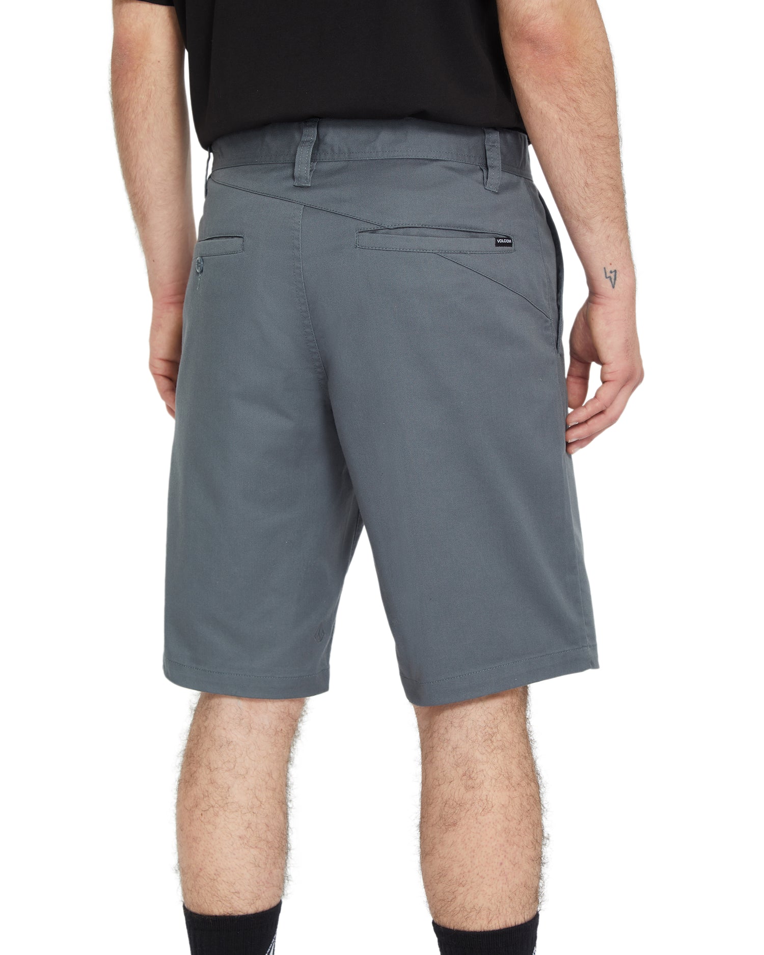  A0912300 _DST VOLCOM 