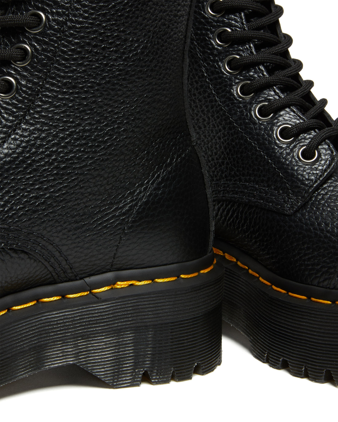 SINCLAIR - MILLED NAPPA - SCARPE 22564001 . DR MARTENS 