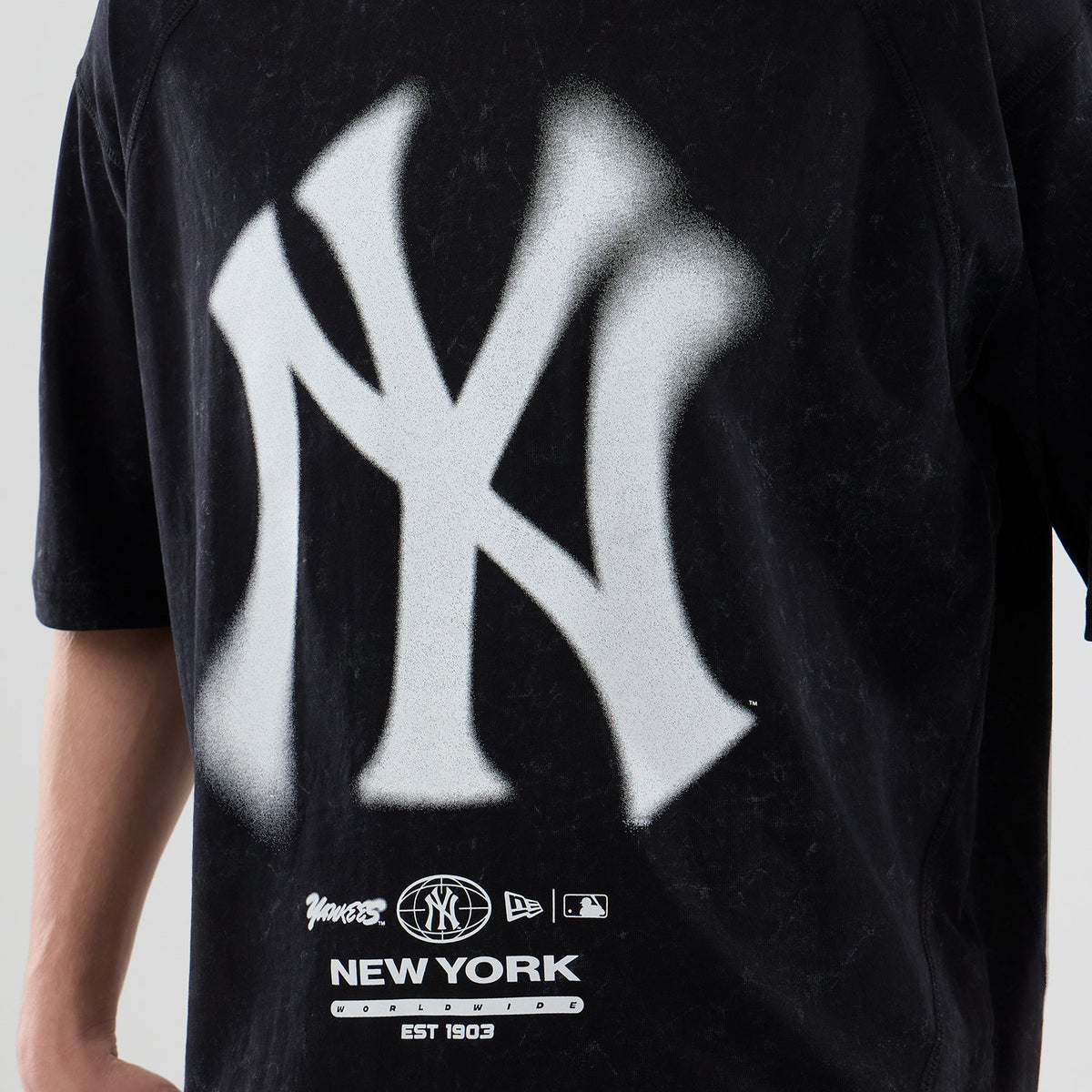 MLB BOXY GRPHC NEW YORK YANKEES - T-SHIRT 60897430 . NEW ERA 