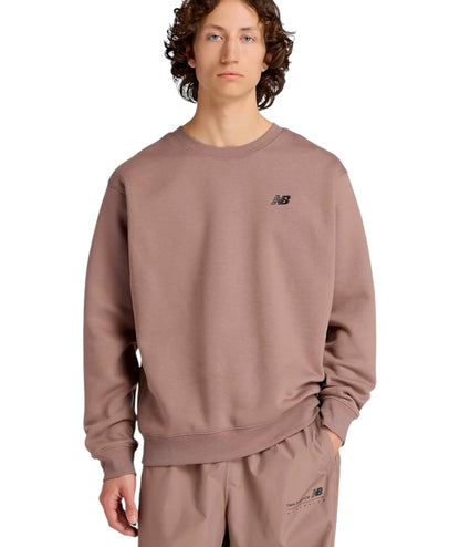 LINEAR GRAPHIC CREW - FELPA MT53529EAS . NEW BALANCE 