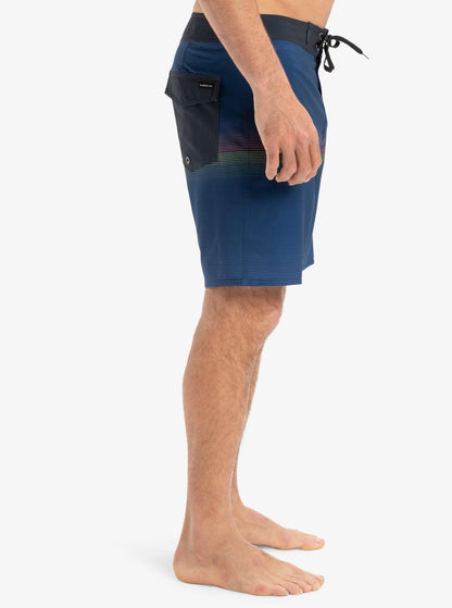 SURFSILK STRAIGHT LEG 18 - BOARDSHORT EQYBS04889 -BSW6 QUIKSILVER 