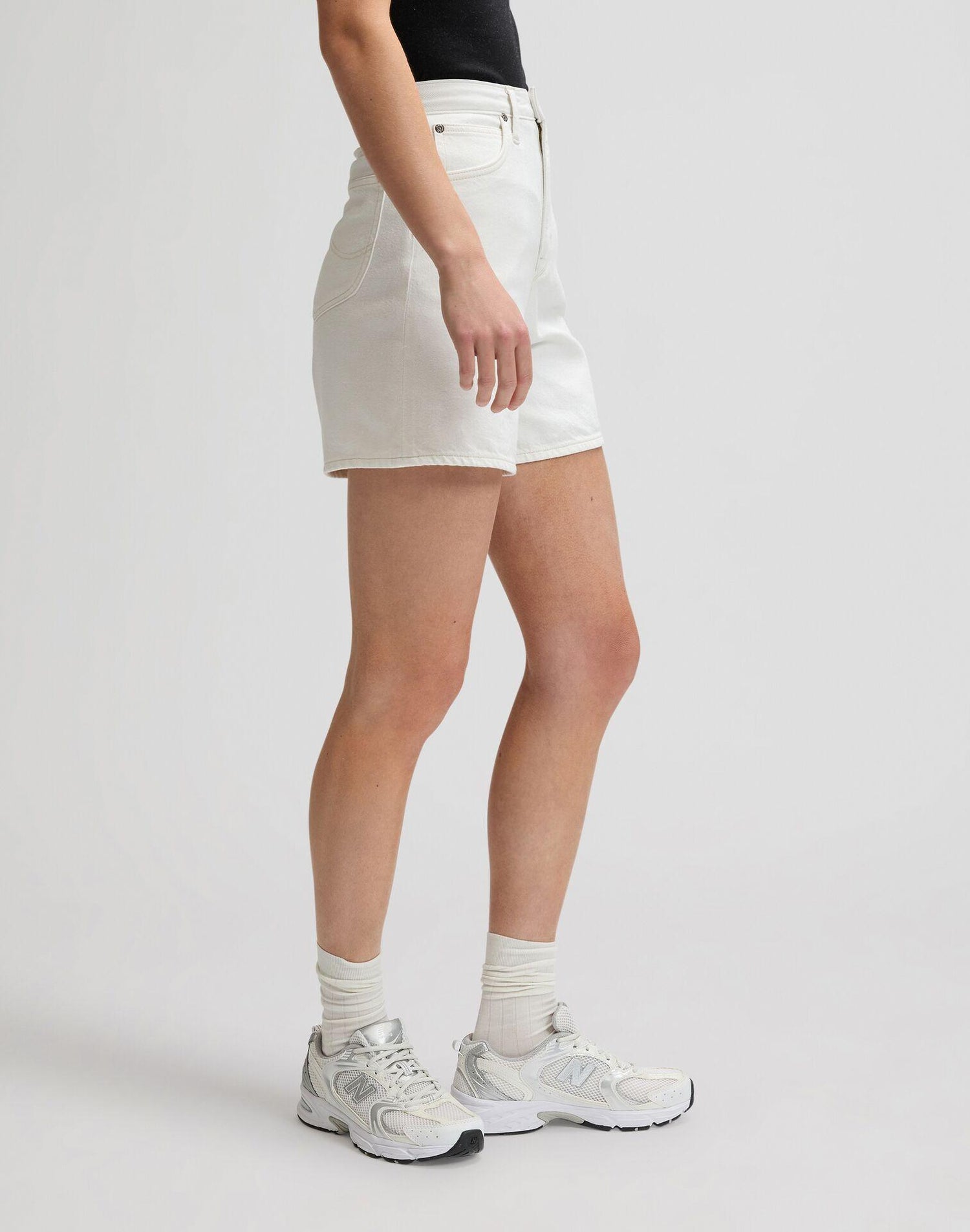 STELLA POWDER WHITE - SHORTS 112376779 . LEE 